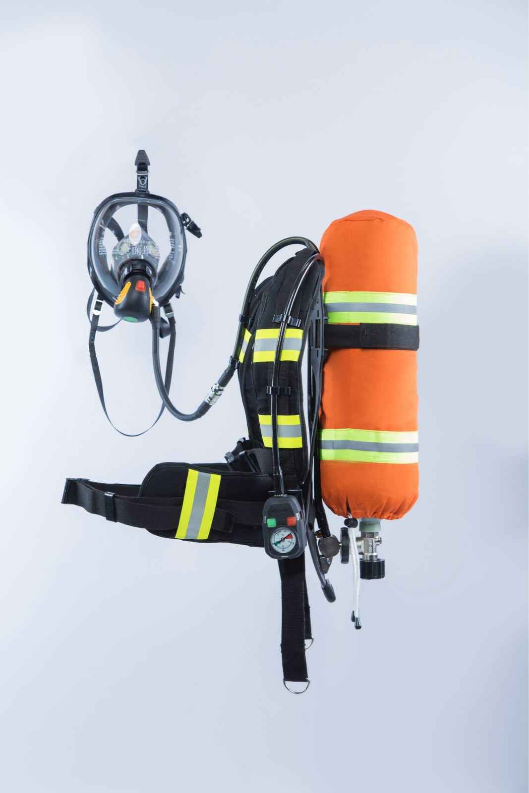 1.1.47 R5300空气呼吸��?.8L(有气瓶袋)嘉欣.jpg 1.1.47 R5300空气呼吸��?.8L(有气瓶袋)嘉欣.jpg